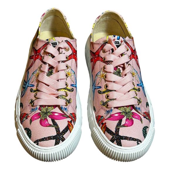 VERSACE Pink Tresor de la mer Print Low Top Women's Sneakers - Picture 1 of 10